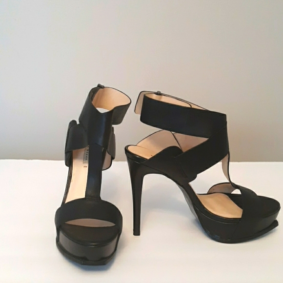 Zara Shoes - Zara Woman black leather heels size 9
